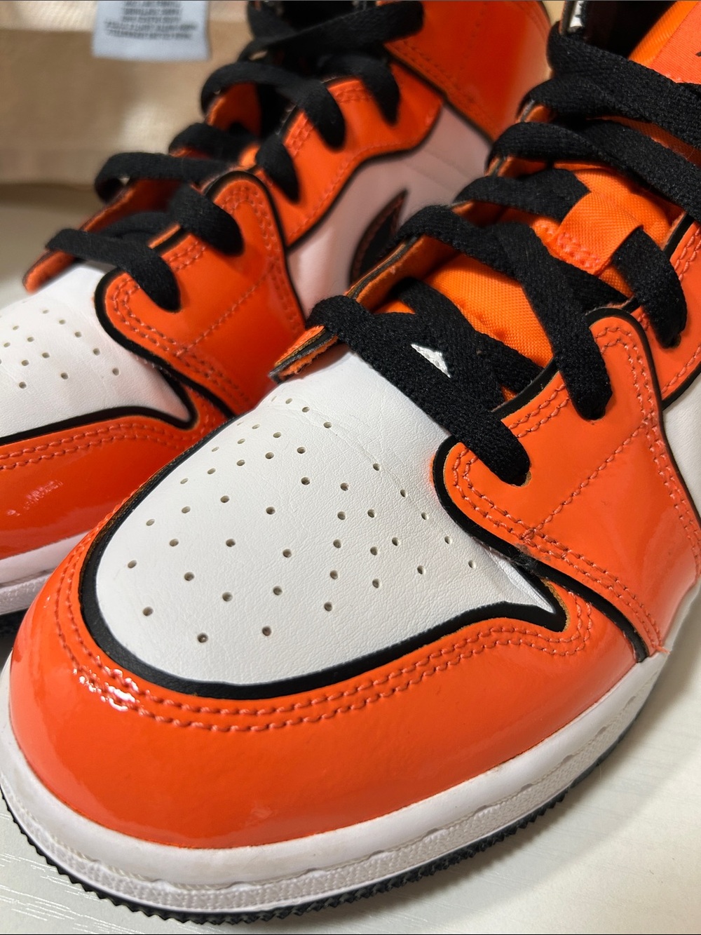 Nike Air Jordan 1 Mid SE GS "Turf Orange" 6.5Y (BQ6931-802) - Picture 4 of 11